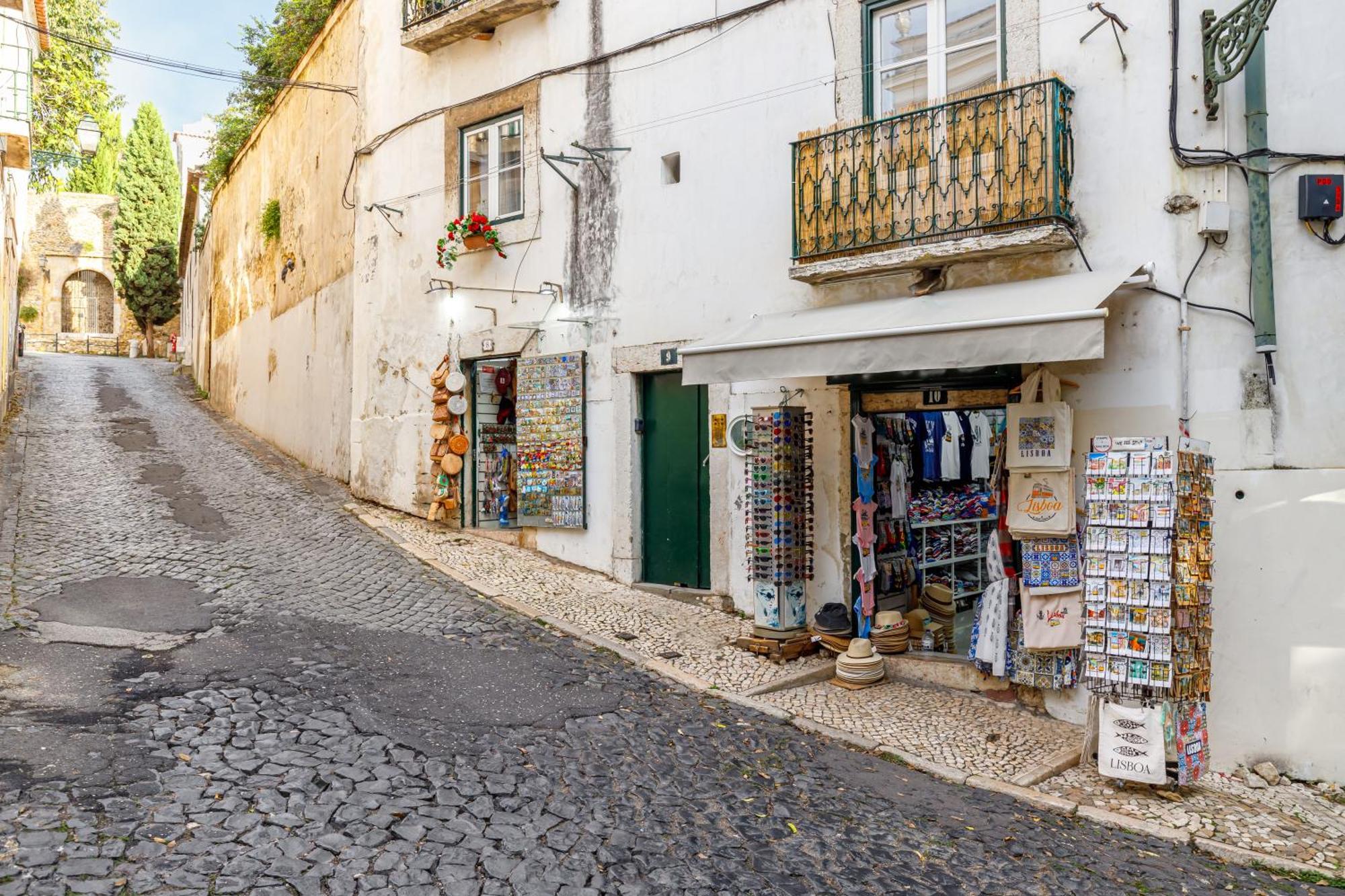 Appartement Sublime Medieval Alfama Lissabon